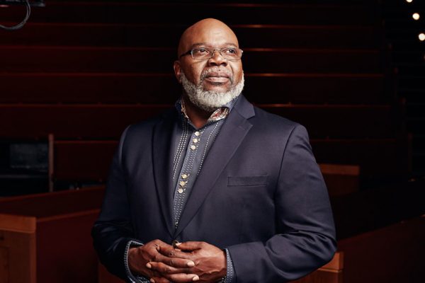 Bishop TD Jakes in Nigeria! - www.connectnigeria.com