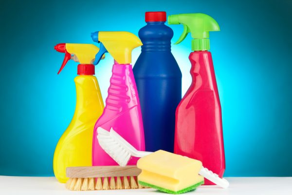 Why Not To Mix Different Household Cleaning Agents---www.connectnigeria.com