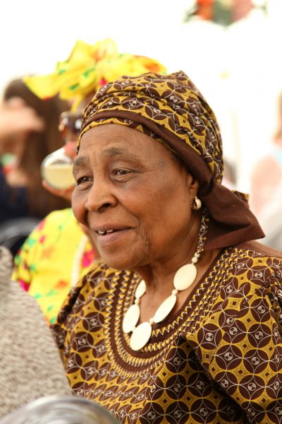 Nigerian Oldies and Their Entitlements - www.connectnigeria.com