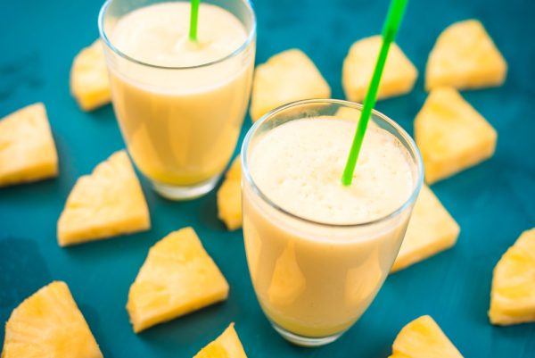 how to make pineapple and lime smoothie