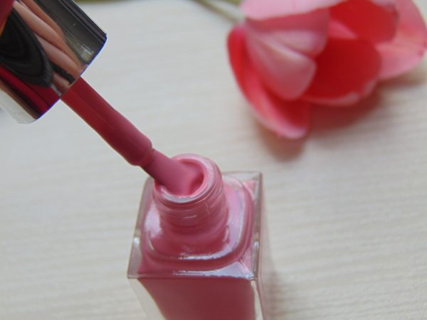 nail polish