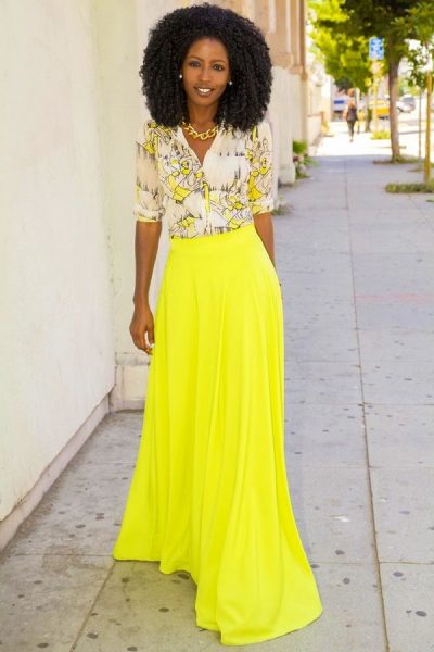 Check Out How Stylish Women Wear Yellow in a Trendy Way