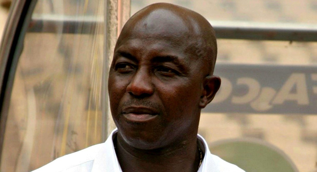 Samson Siasia