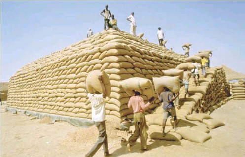 Groundnut pyramids