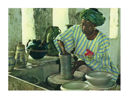 ladi kwali artstrings