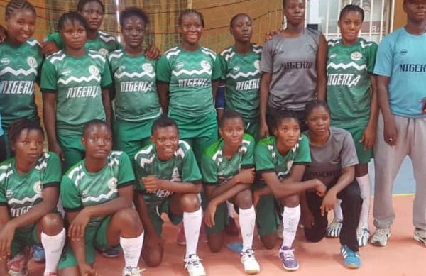 Nigeria-female-U18-handball-team-in-Niger-Republic-1079x700