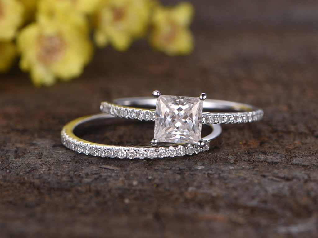 Moissanite Rings